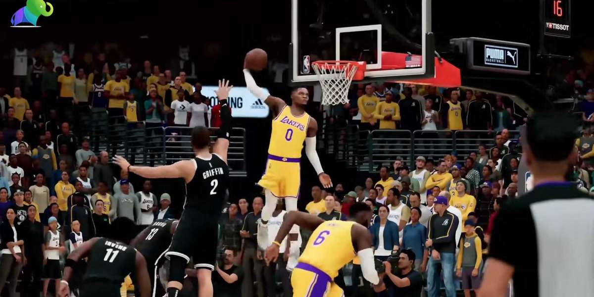 The mechanics for pick-and-rolls have been redesigned for NBA 2K22