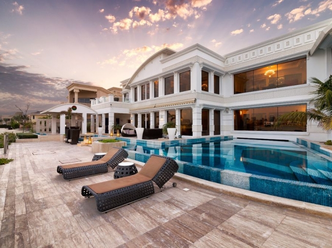Villas for sale in Palm Jumeirah | Aleizba