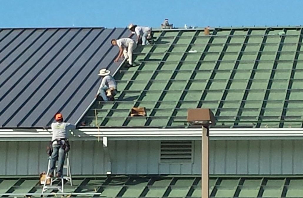 Why Is It Always Wise to Hire a Metal Roofer, Miami Beach?