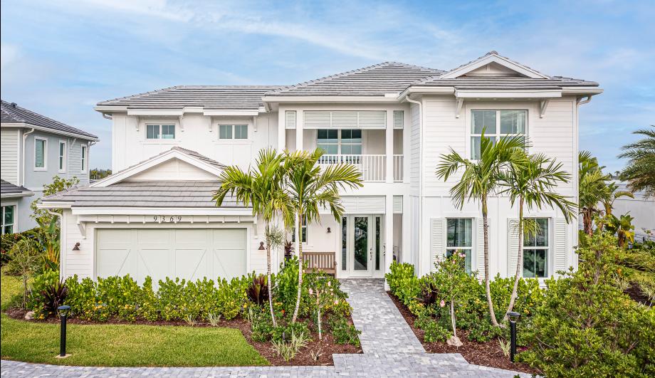 Essential Factors to Consider Before Hiring Luxury Home Builders Boca Raton