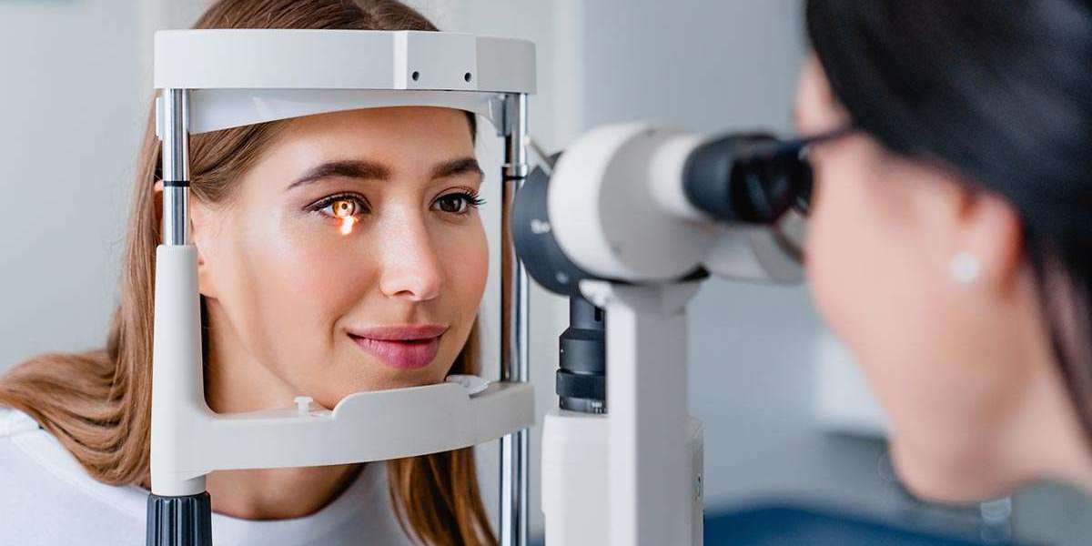 Transitioning? Sell Your Optometry Practice in RI with Ease
